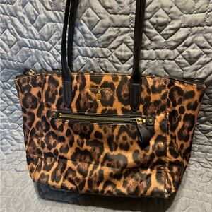 MICHAEL KORS NYLON ANIMAL
LEOPARD PRINT